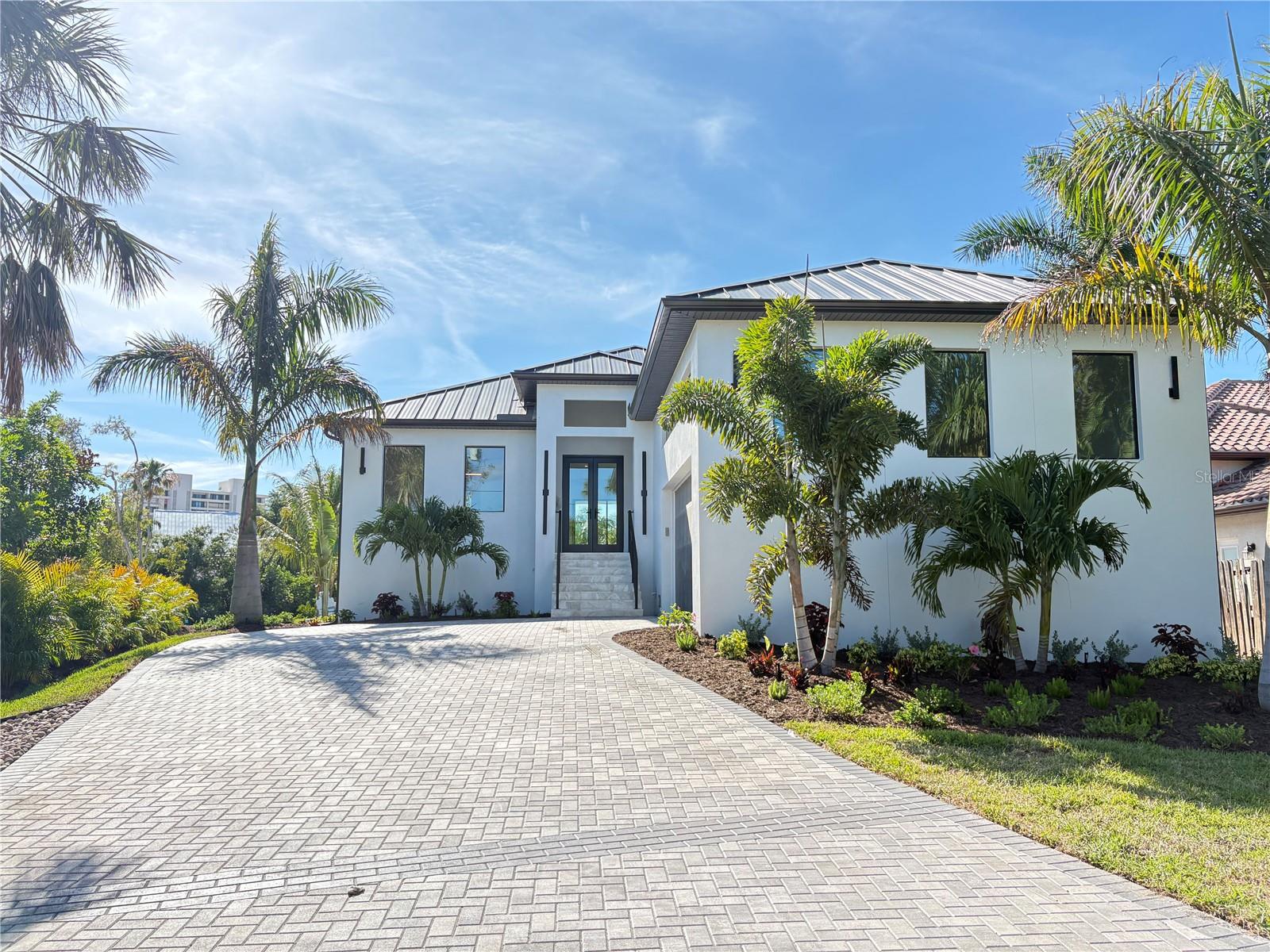 276 Island Cir