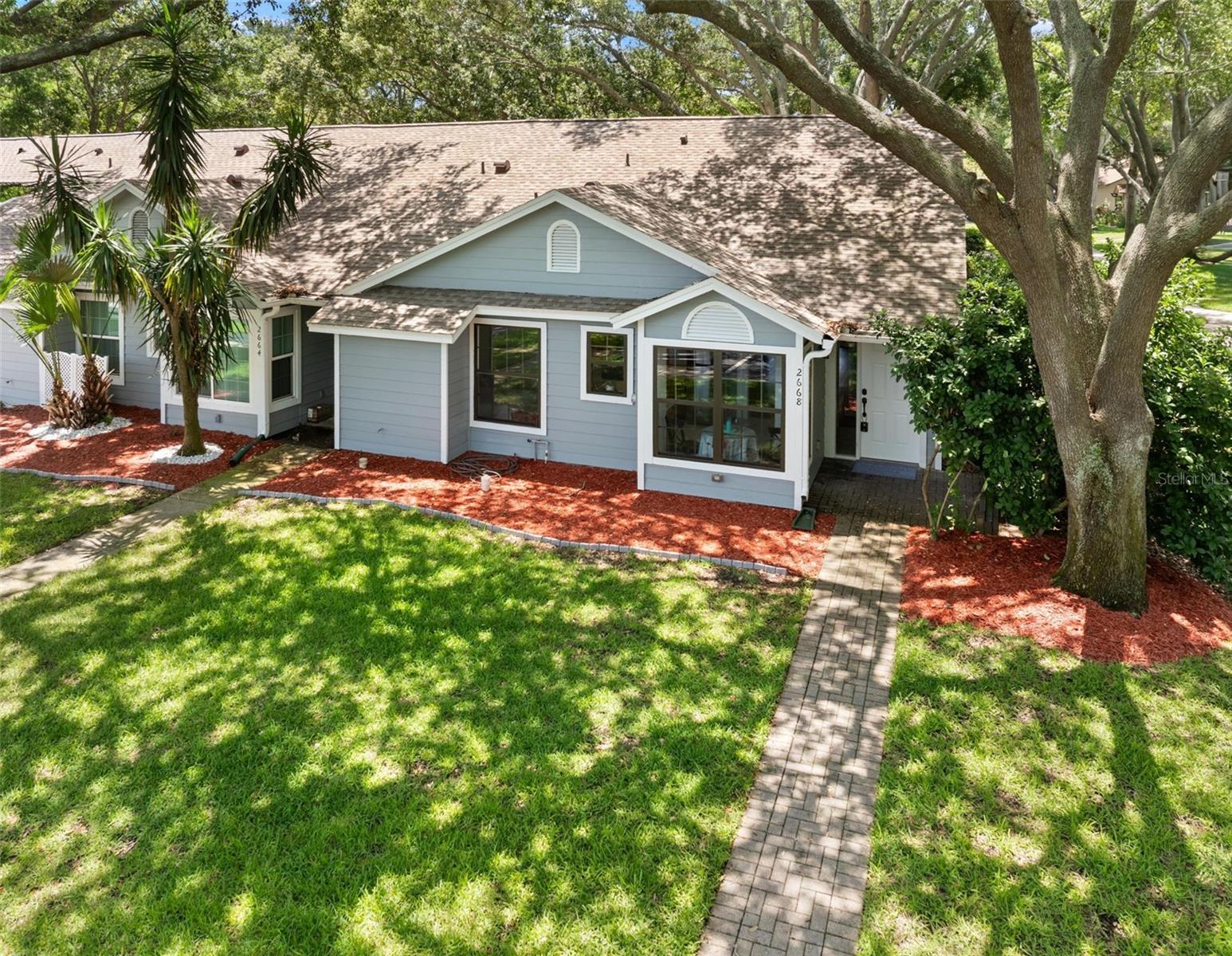 2668 Bentley Dr