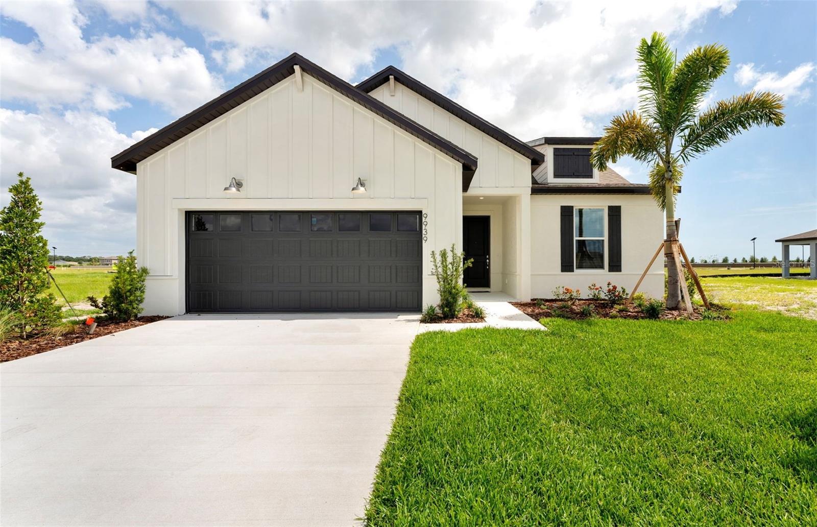9939 Johnson Oaks Gln