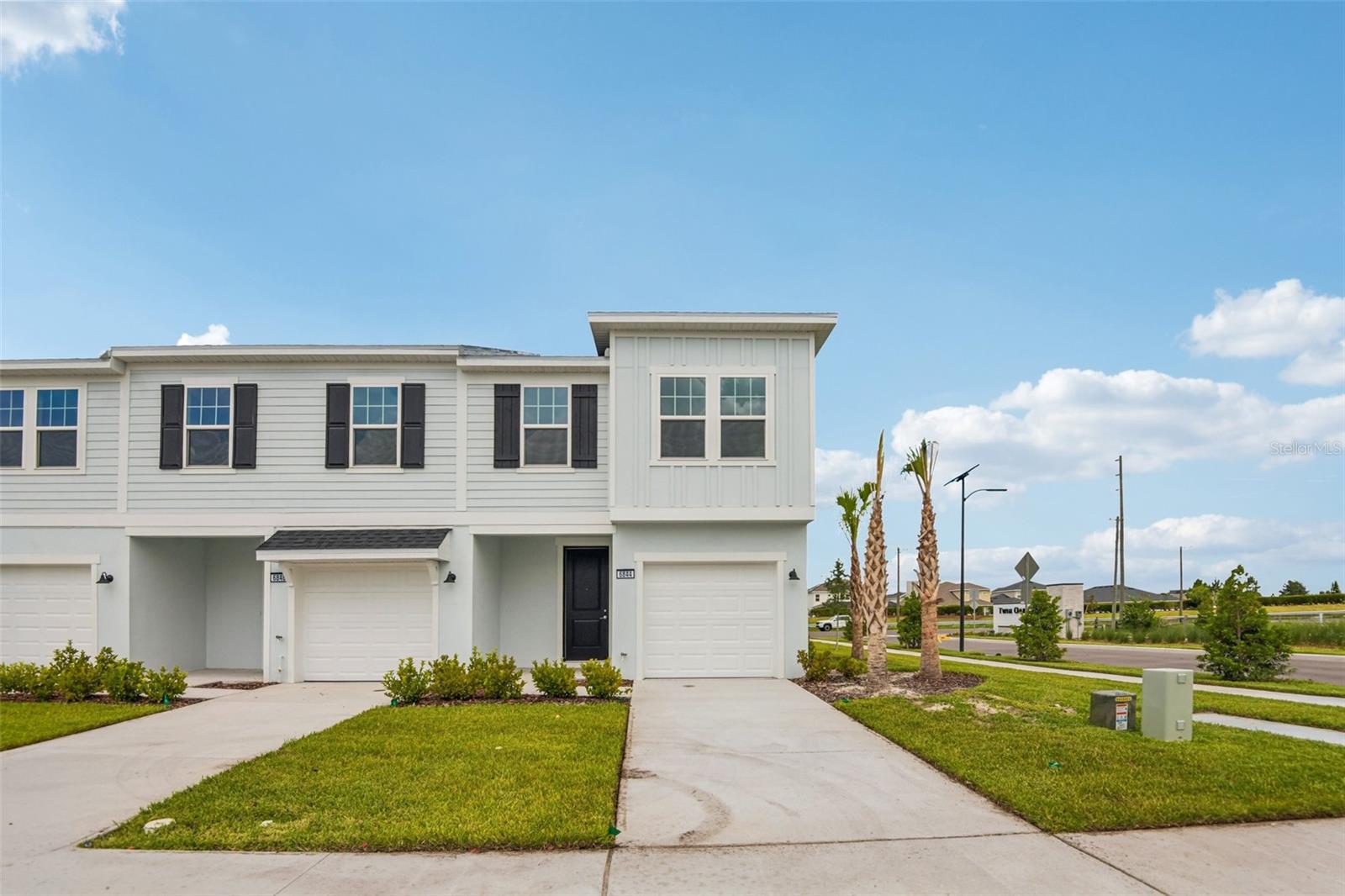 6860 Holcombe Down Dr